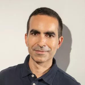london av solutions